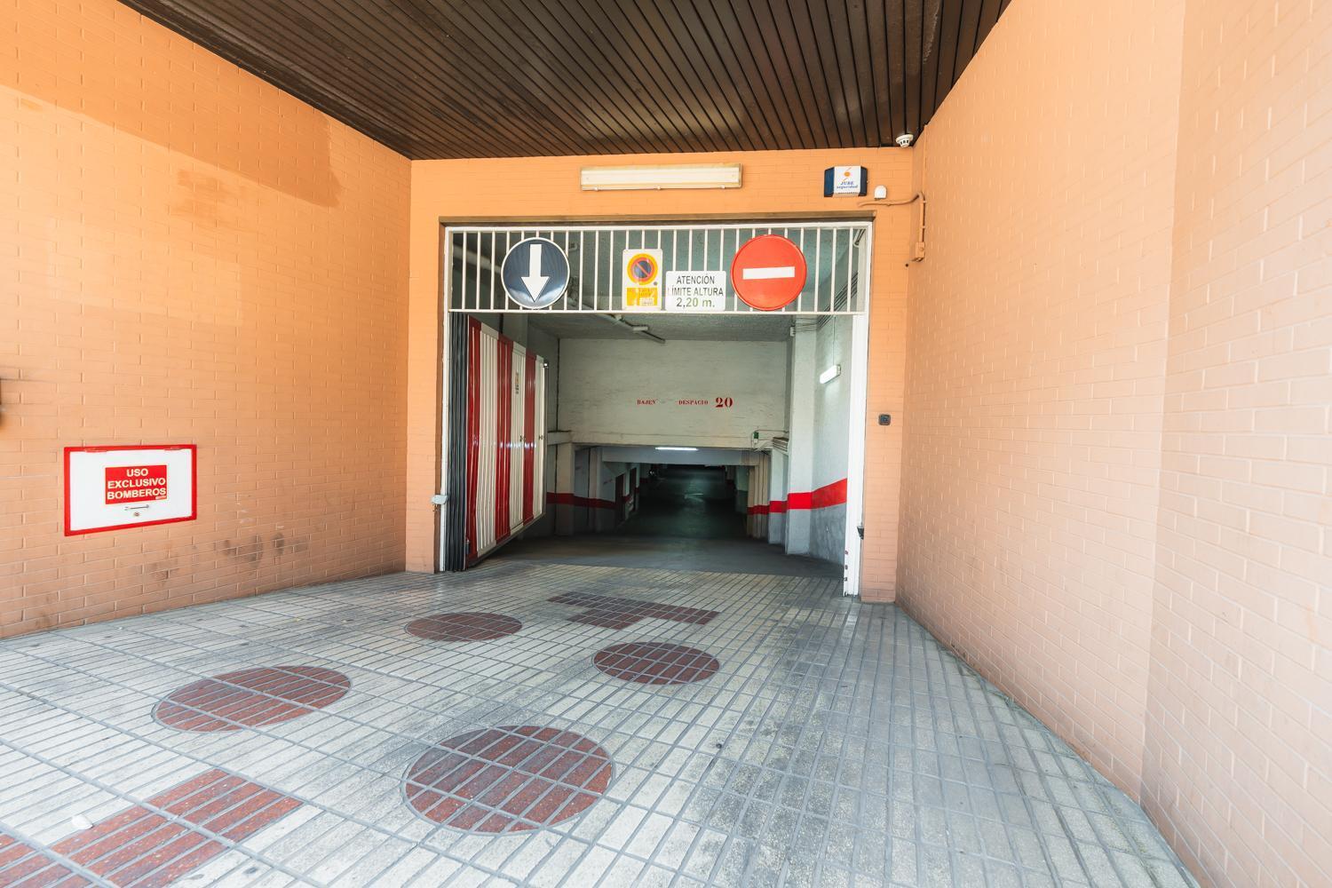 Constitucion Apartment - Free Parking Granada Exterior photo